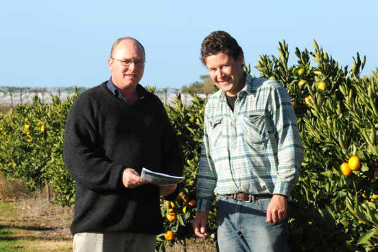 Tutor Mike Beedie and long-time Gisborne grower Tim Egan.